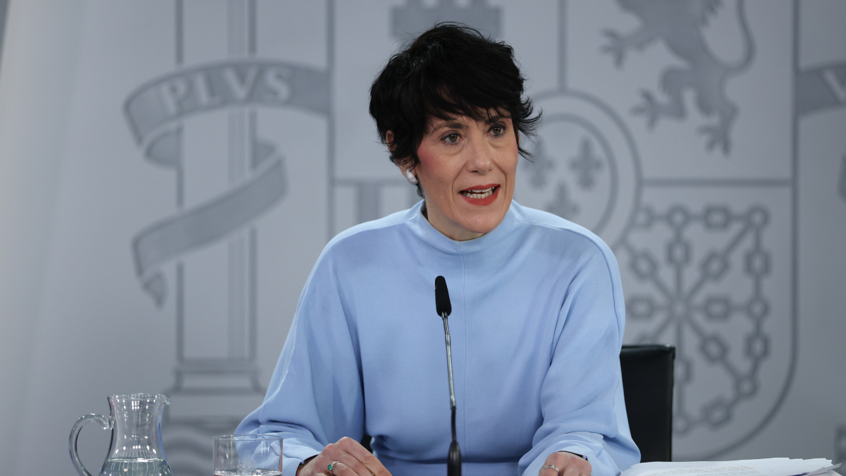 Elma Saiz celebra impulsar la regularización tras «demasiados meses» de bloqueo político