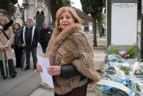 Consuelo, movida en la foto