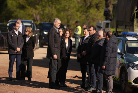 Los Reyes llegan a Adamuz, donde son recibidos por autoridades y vecinos