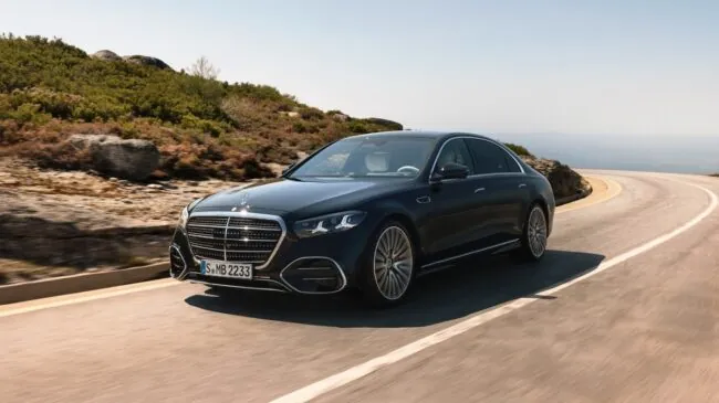 El Mercedes Clase S 2026 cambia para seguir marcando el camino a todos los demás