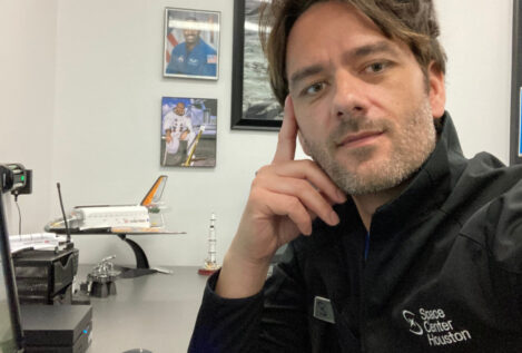 El ingeniero andaluz que va a llevar a la NASA más allá de la Luna