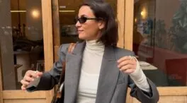 Ni negro ni marrón, el abrigo color tendencia que puedes encontrar en Zara y Mango para los días fríos de invierno