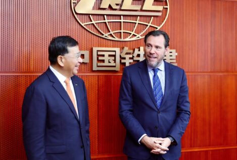 Puente mantiene a Huawei en el sistema de comunicaciones de ADIF al que llegó vía Koldo