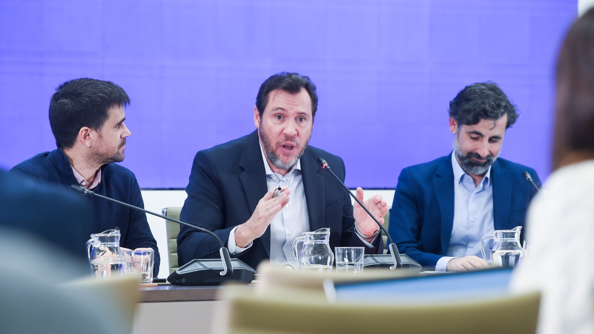 Puente ve «una posibilidad innegable» que las marcas en los trenes sean por defectos en las vías