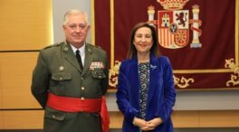 Robles mantiene a cuatro altos cargos militares en Defensa pese a que deberían estar jubilados