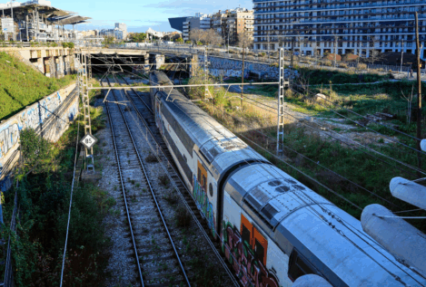 Adif lleva a cabo 23 intervenciones de urgencia en la red catalana de cercanías