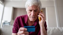 La Seguridad Social lo confirma: una estafa sobre una nueva ayuda circula en 'WhatsApp' y así puedes detectarla