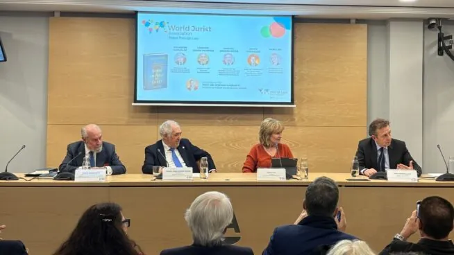 Cremades reúne a la cúpula judicial para alertar del deterioro del Estado de derecho