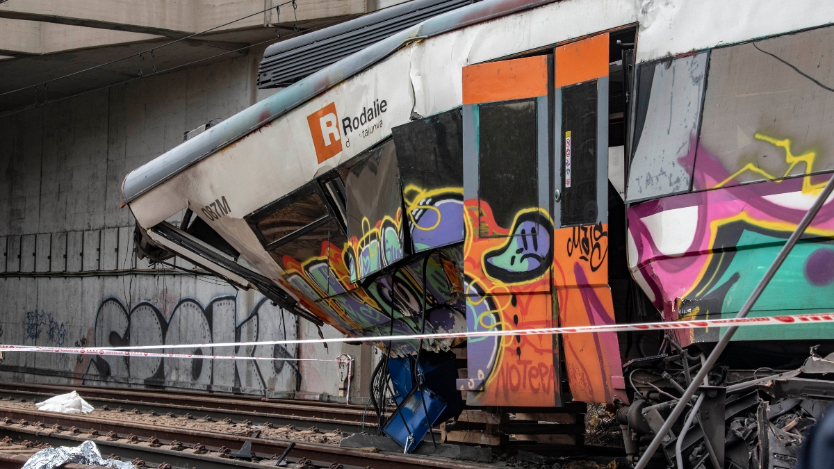 Puigdemont afirma que Rodalies es un «infierno diario» y pide el traspaso del sistema ferroviario