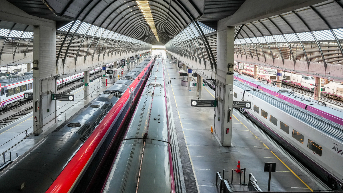 Facua avisa a los viajeros de sus derechos por la suspensión del servicio Madrid-Andalucía