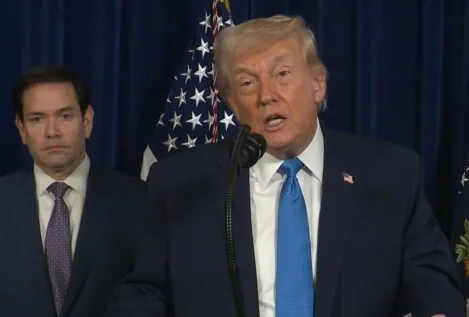 Trump amenaza al presidente colombiano, Gustavo Petro: «Que vigile su trasero»