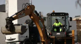 Uno de cada diez inmigrantes con residencia legal en España tiene la autorización por arraigo