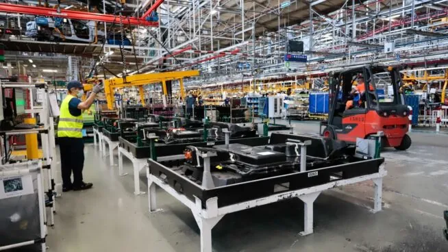 La producción industrial creció un 1,8% en noviembre y sumó seis meses de alzas