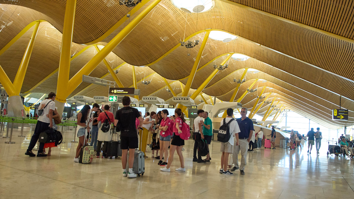 España recibió 111,7 millones de pasajeros internacionales en 2025, un 5,9% más