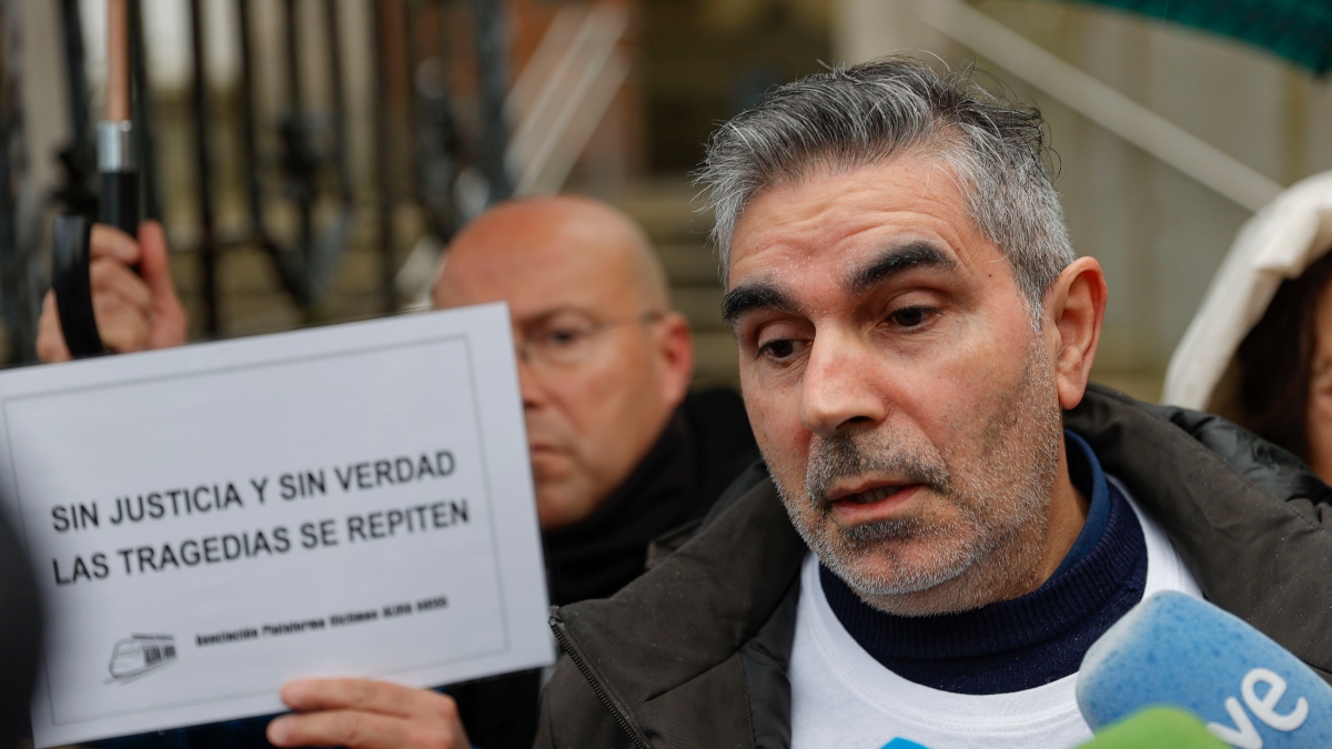 Víctimas del Alvia de Santiago: «Sin justicia y verdad, las tragedias se repiten»