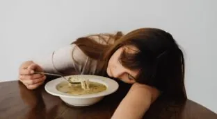 Patricia Ramírez, psicóloga, sobre cómo abordar la pereza: «Lo que me genera más fatiga lo hago cuando estoy más despierta»