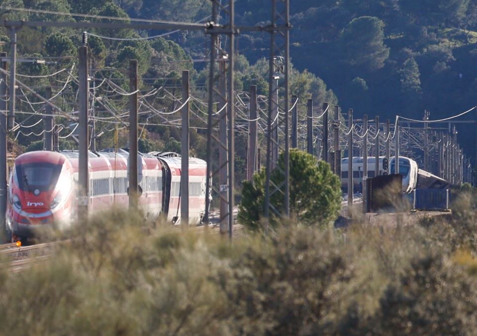 Las imágenes del trágico accidente entre un tren de Iryo y un Alvia en Adamuz (Córdoba)