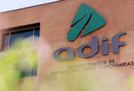 ADIF tiene en Andalucía 58 viviendas okupadas y más de doscientas vacías