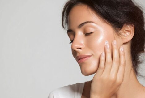 Lourdes Moreno, experta en dermocosmética, lo confirma: estás perdiendo el tiempo con cremas hidratantes sin usar retinol