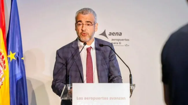 El PNV teme que el ala socialista de su gobierno frene la cogestión de los aeropuertos de AENA