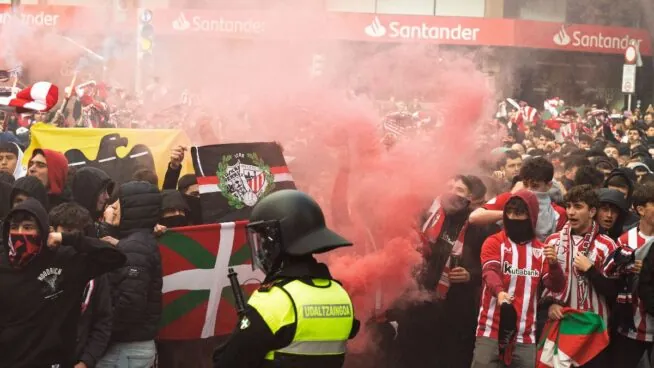 La Ertzaintza anima a denunciar las agresiones sexuales de miembros de los ultras del Athletic