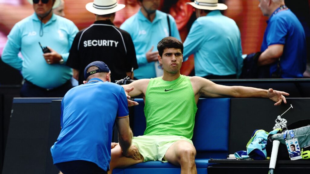 alcaraz zverev semifinal australia lesion