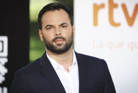 Álex Barreiro, el presentador de Lugo que sustituye a Intxaurrondo en TVE y ama el arte