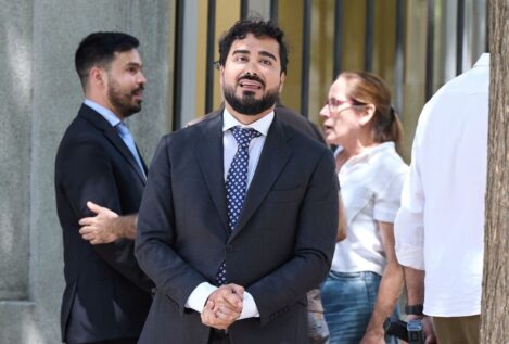 El Supremo cita a Alvise el día 26 por acosar a dos eurodiputados que fueron en su lista