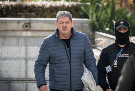 El administrador de Servinabar, Antxon Alonso, se niega a contestar al Parlamento de Navarra