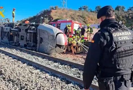 Suben a 41 los muertos en Adamuz tras localizar un cuerpo bajo los restos del tren Iryo