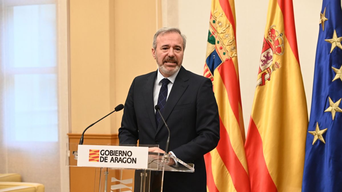 Azcón pide una reunión urgente para revertir la «insolidaridad» del acuerdo de Sánchez y ERC