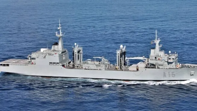 La Armada adjudicó un contrato a la petrolera del imputado Hamlyn en 2021