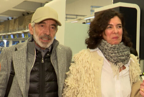 Imanol Arias le da su cuarta oportunidad al amor y se casa con su novia que es más joven que él