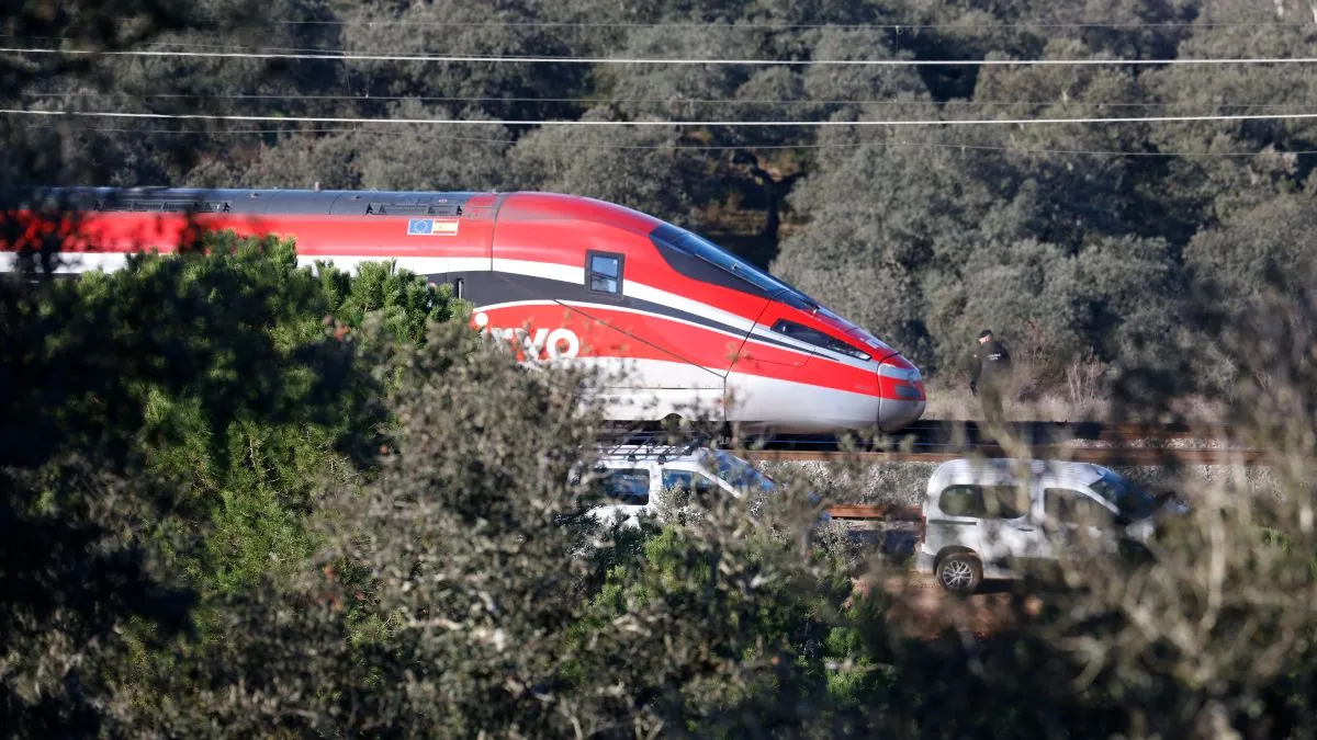 La UCO investiga contratos de ADIF con una de las empresas que renovó la vía de Adamuz