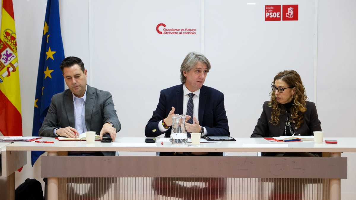 Carlos Martínez pide un ‘cara a cara’ con Mañueco en la televisión pública