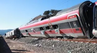 Renfe dice que tuvo constancia del accidente nada más producirse y lo comunicó al 112
