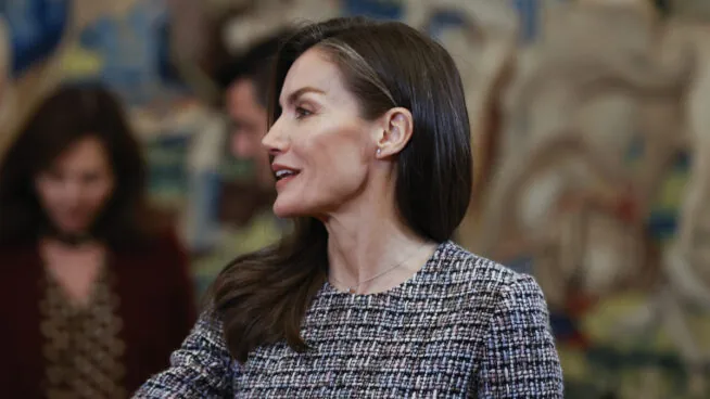 Gómez y Verdú, experta en protocolo, confirma la nueva era de Letizia: «Lidera la comunicación»