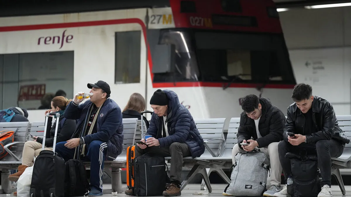 El alto cargo destituido en Rodalies sufrió una estafa de cuatro millones en la EMT de Valencia