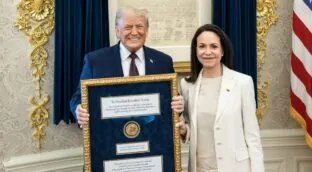 Trump afirma que le dijo a María Corina Machado que no se merecía el Nobel de la Paz