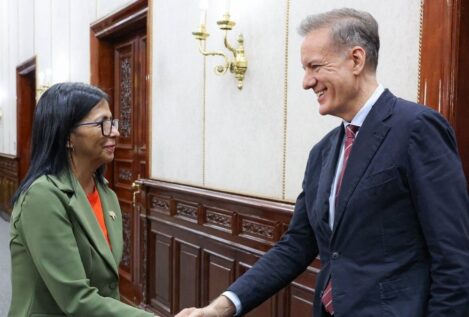 Delcy Rodríguez recibe a embajadores de varios países europeos, incluida España