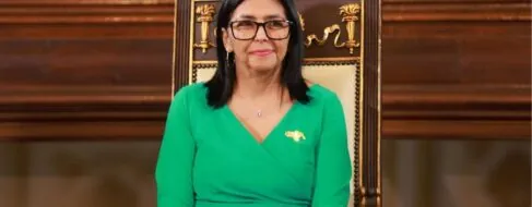 Estados Unidos levanta las sanciones contra Delcy Rodríguez