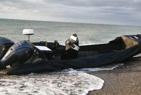 Aficionados a la vela advierten al Gobierno de narcolanchas fondeadas en Águilas (Murcia)