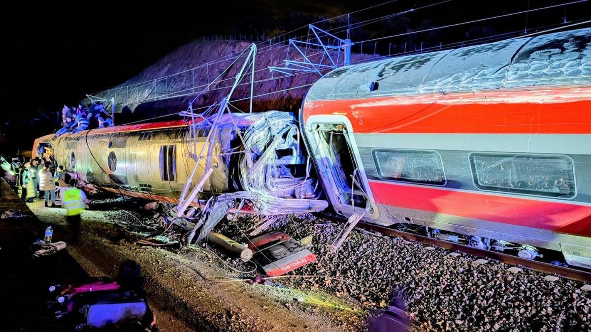 Puente describe un impacto «terrible» al chocar la parte final del tren Iryo con otro de Renfe