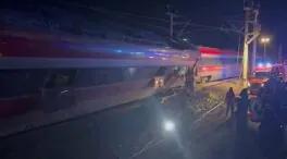Al menos 39 muertos tras chocar dos trenes de alta velocidad cerca de Córdoba