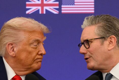 Starmer tilda de «insultantes» las palabras de Trump sobre el papel de la OTAN en Afganistán