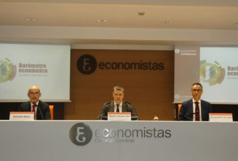 Economistas prevén un crecimiento del PIB del 2,3% en 2026, pero no ven mejoras en hogares
