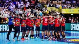 Los 'Hispanos' tumban a Francia en el Europeo y siguen soñando con la clasificación al Mundial