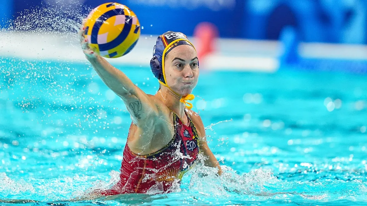 España supera sin problemas a Portugal en el Europeo femenino de waterpolo