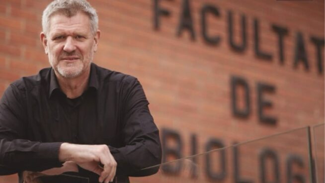David Bueno (61), biólogo y genetista: «El estrés todavía bloquea más la capacidad de reflexionar de nuestro cerebro»