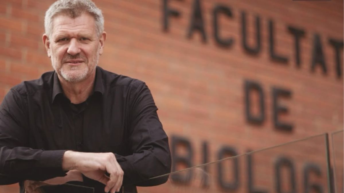 David Bueno (61), biólogo y genetista: «El estrés todavía bloquea más la capacidad de reflexionar de nuestro cerebro»